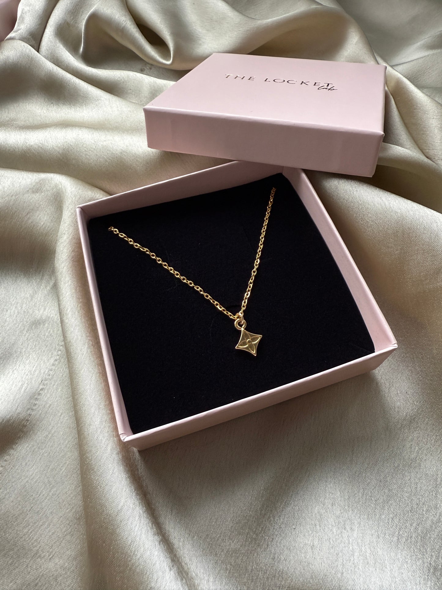 Authentic Reworked Necklace - Diamond Flower