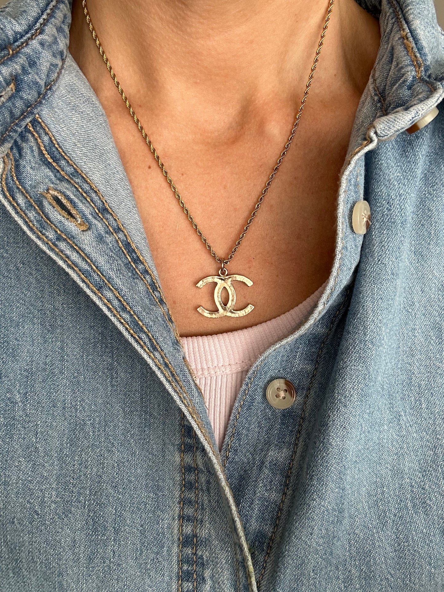 Authentic Chanel CC Pendant  Reworked Gold 17.5 Necklace