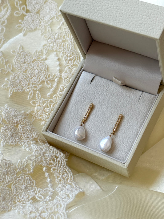 Lily Bridal Earrings
