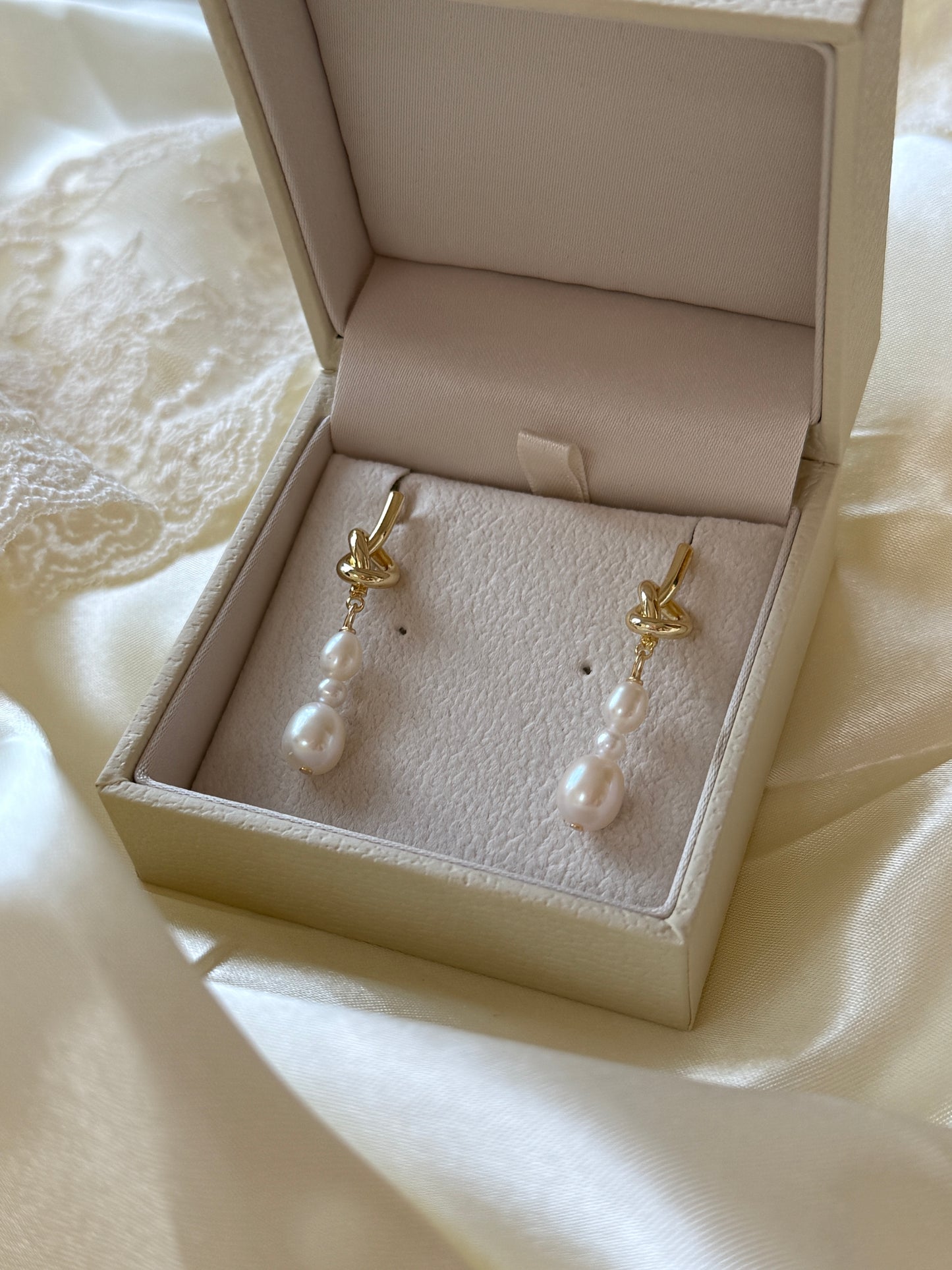 Iris Bridal Earrings