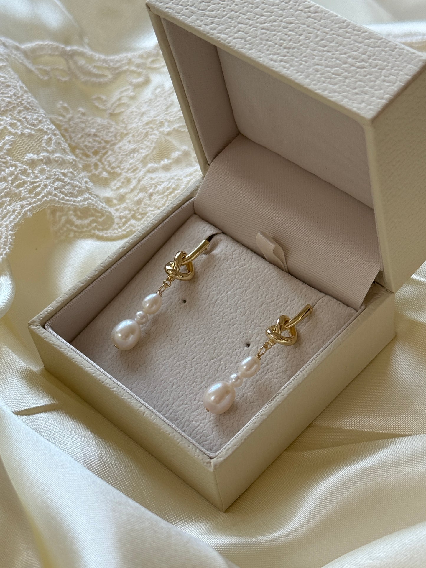 Iris Bridal Earrings