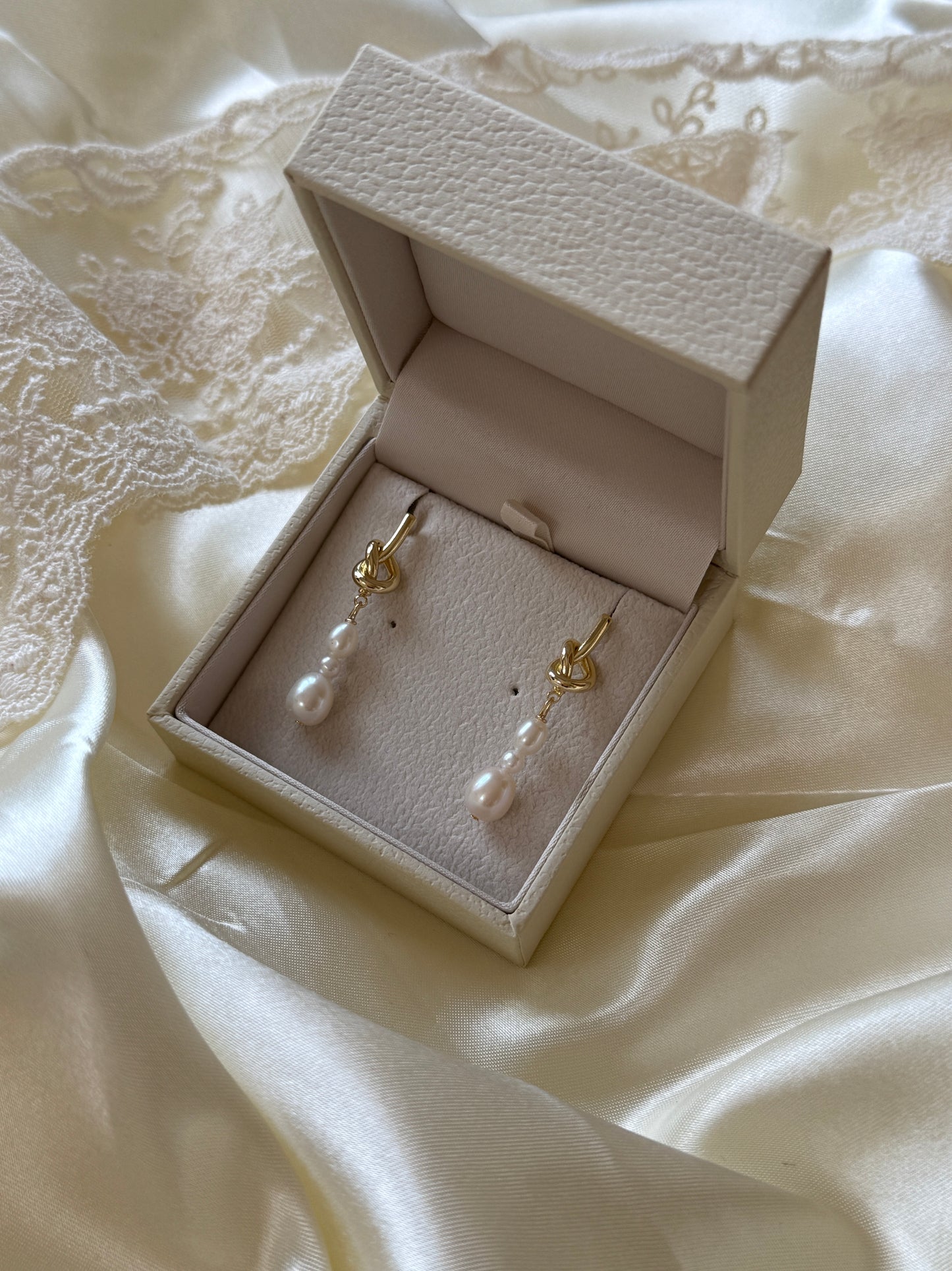 Iris Bridal Earrings