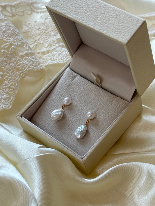 Lola Bridal Earrings