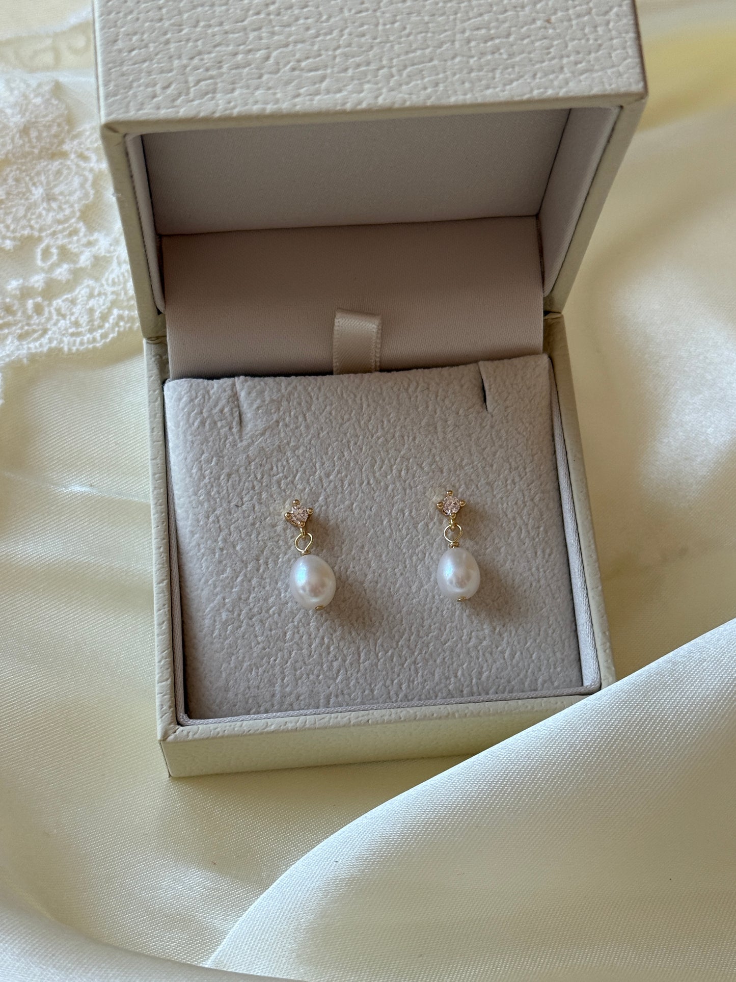 Eva Bridal Earrings