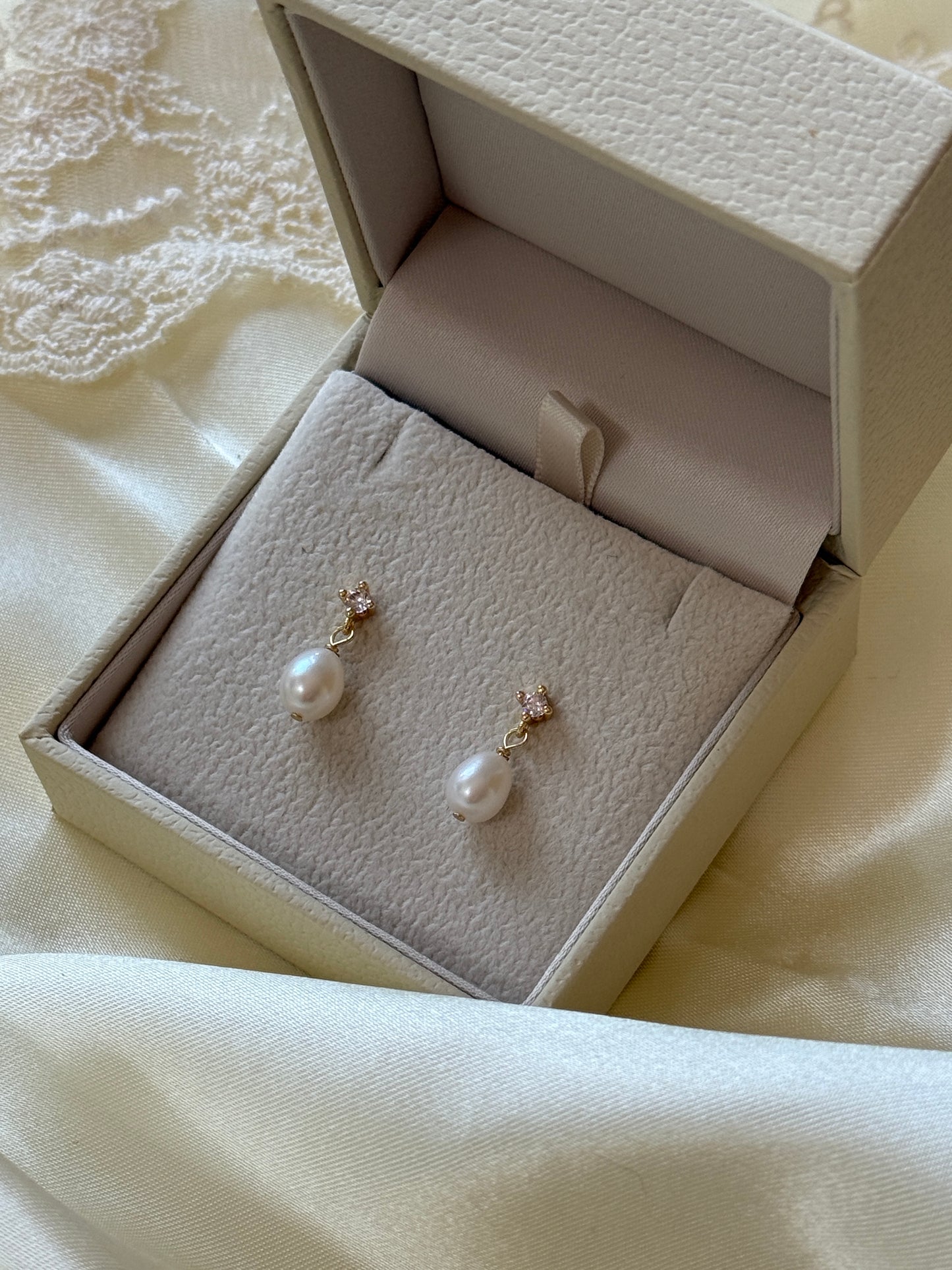 Eva Bridal Earrings