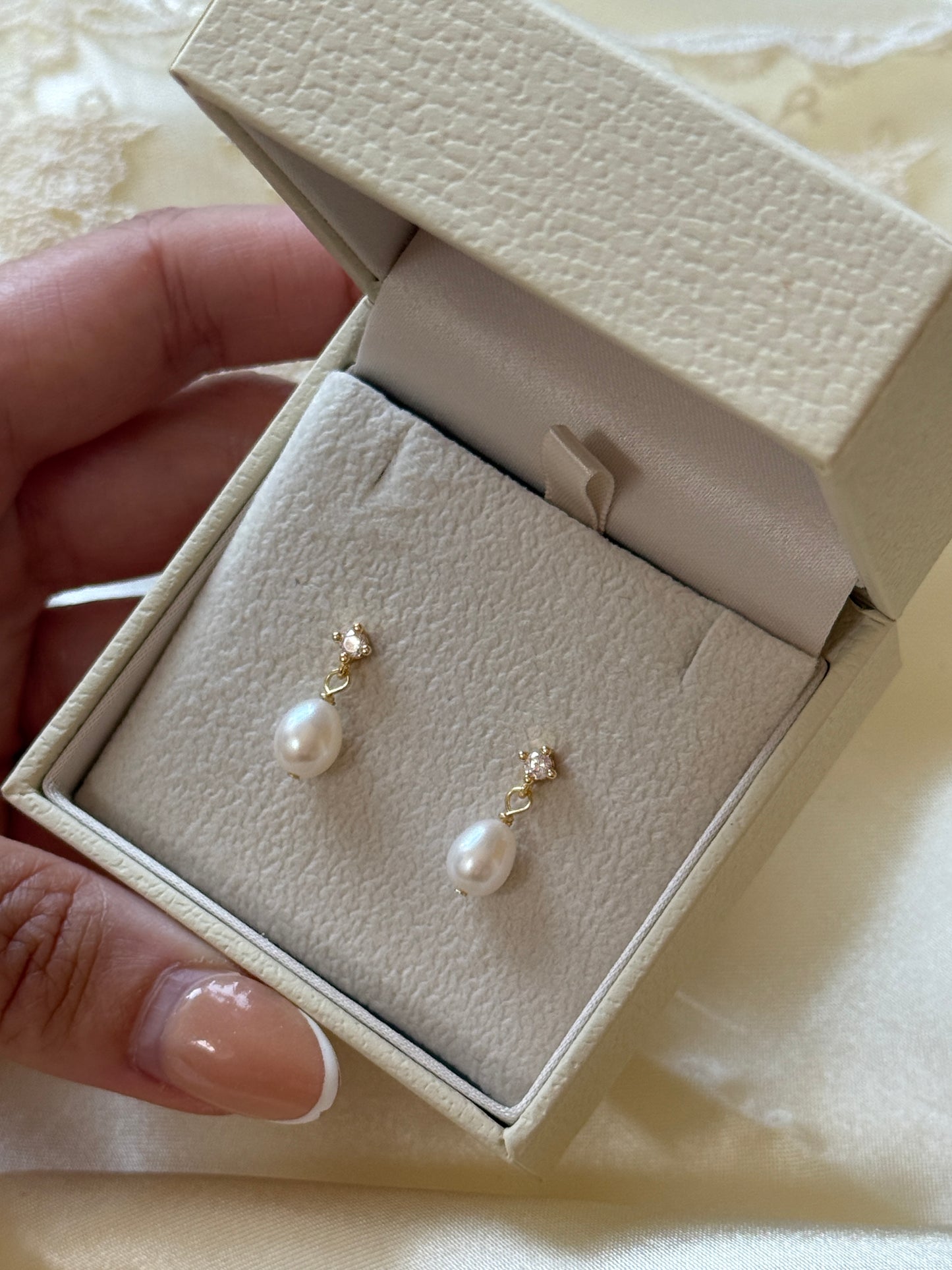 Eva Bridal Earrings