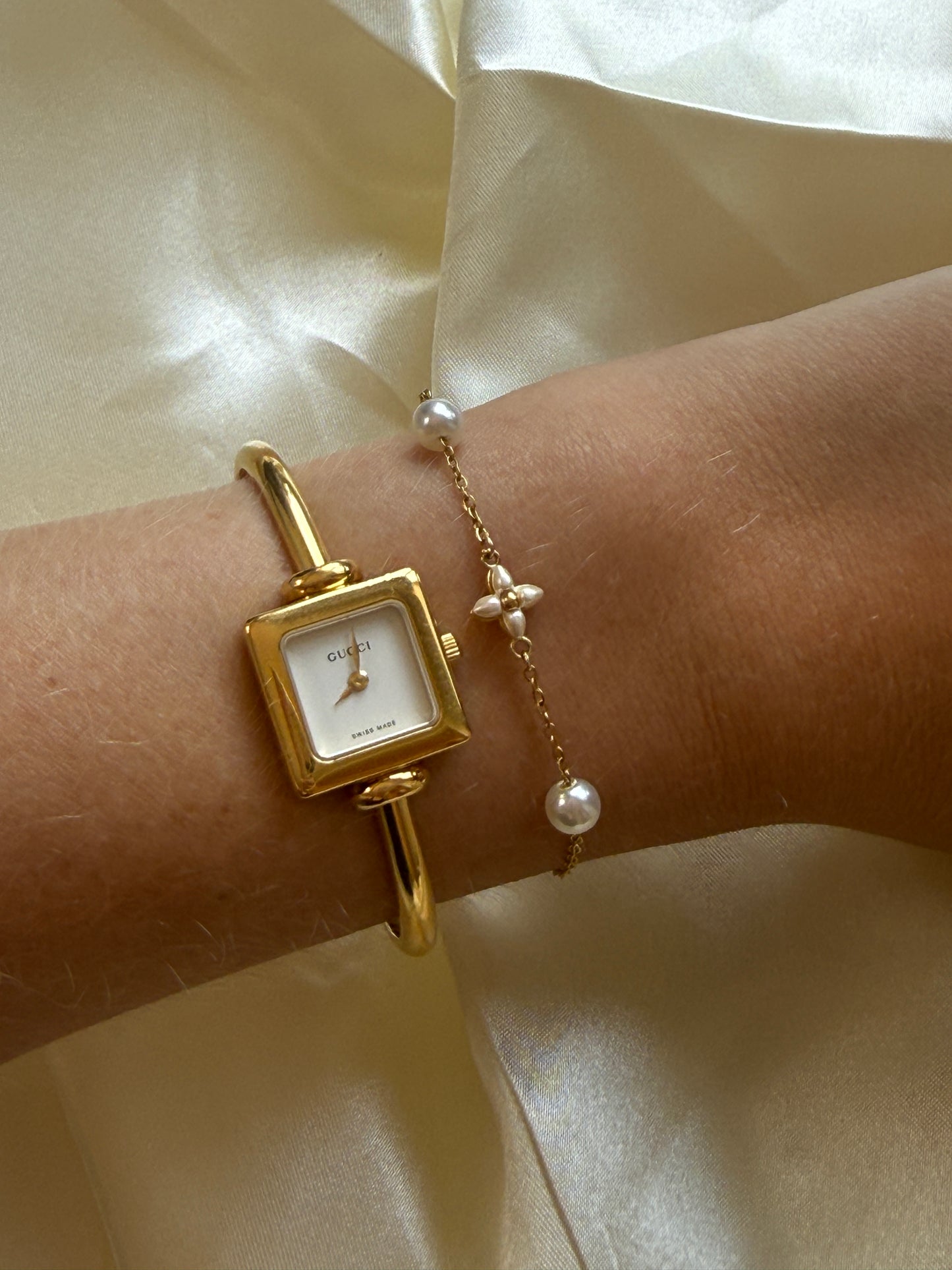 Authentic Reworked Mini Delicate Pearl Flower Bracelet