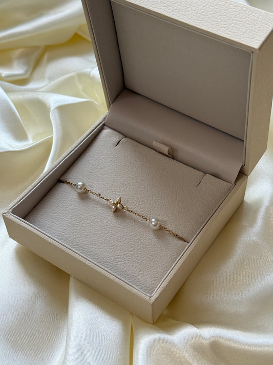 Authentic Reworked Mini Delicate Pearl Flower Bracelet